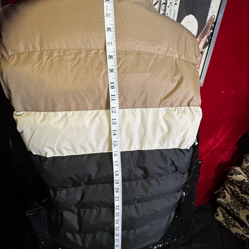 Canada Weather Gear Men's Two-Tone Puffer Vest - Picture 4 of 7
